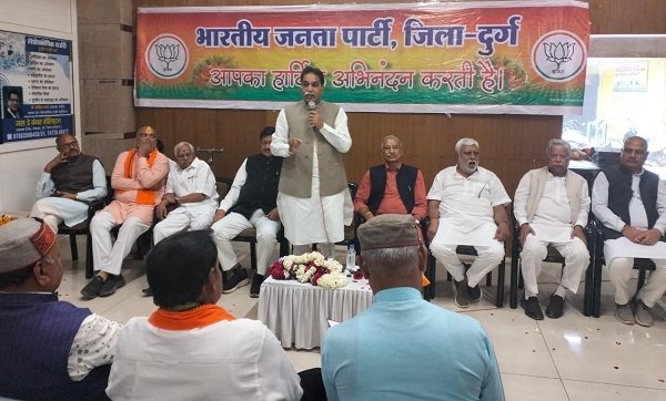रायपुर क्लस्टर प्रभारी राजेश मूणत ने ली लोकसभा कोर कमेटी और लोकसभा प्रबंधन समिति की बैठक