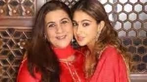 जानें क्यों सैफ के साथ नहीं बल्कि मां अमृता के साथ रहती हैं सारा अली खान, खुद बताई थी वजह