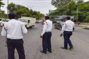 ट्रैफिक चालान प्रकरण निराकरण वर्चुअल कोर्ट के जरिए करने सभी आवश्यक तैयारी करें : मुख्य सचिव  जैन